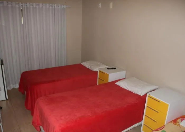 Hotel con piscina: Residencial Alecrim